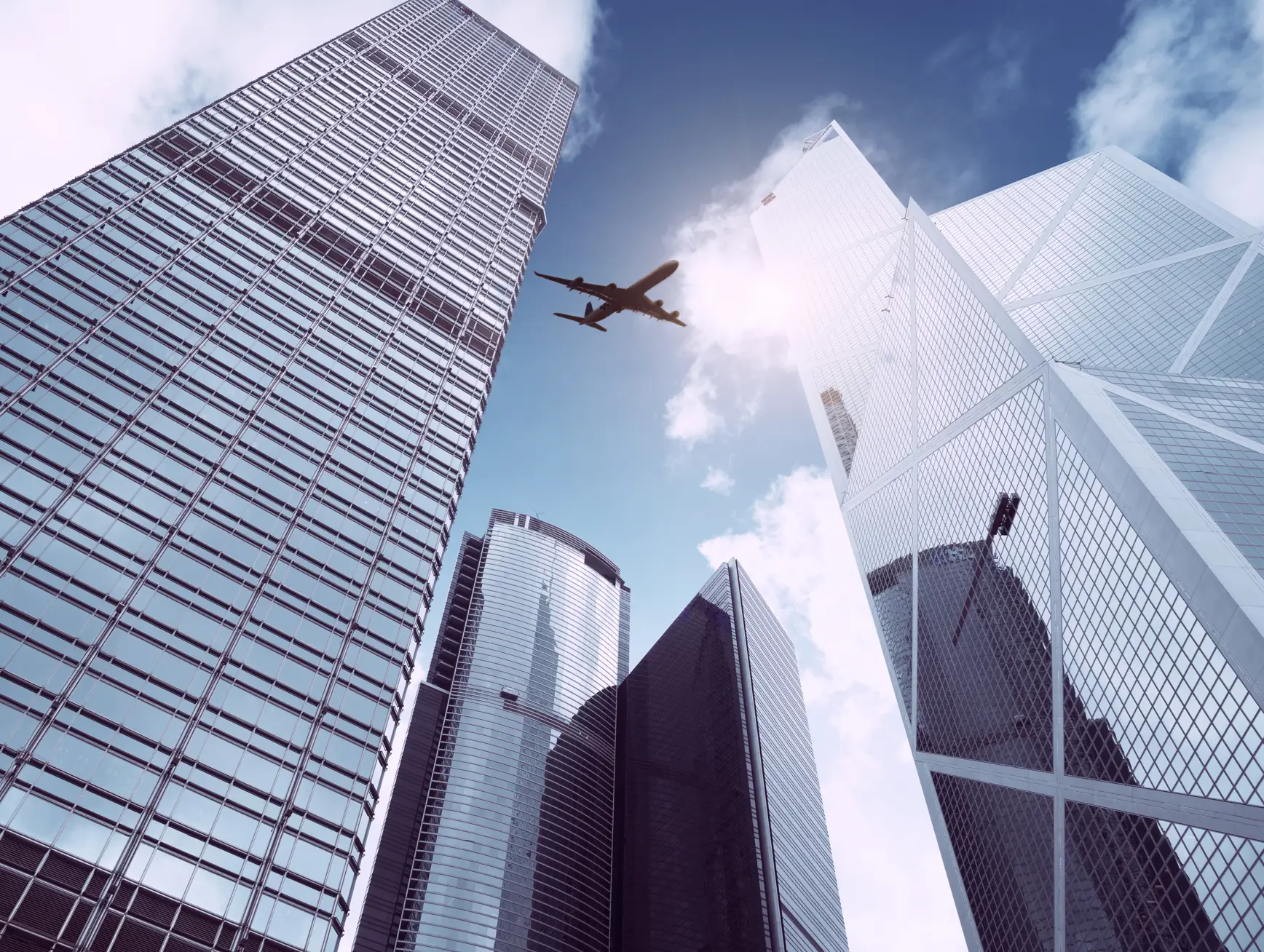 Plane Flying HK Buildings (1)