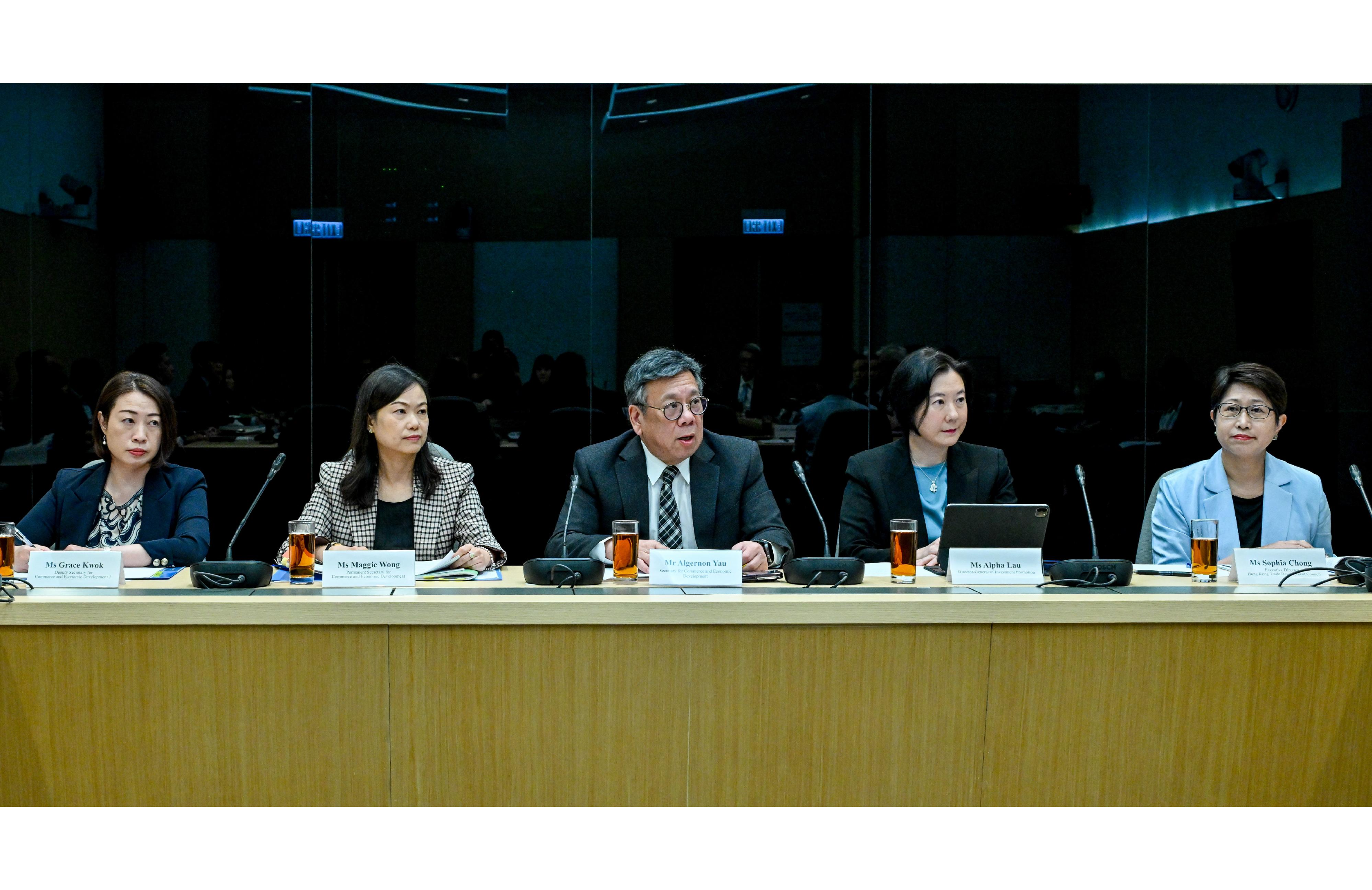 GoGlobal Task Force Steering Committee holds first meeting | InvestHK