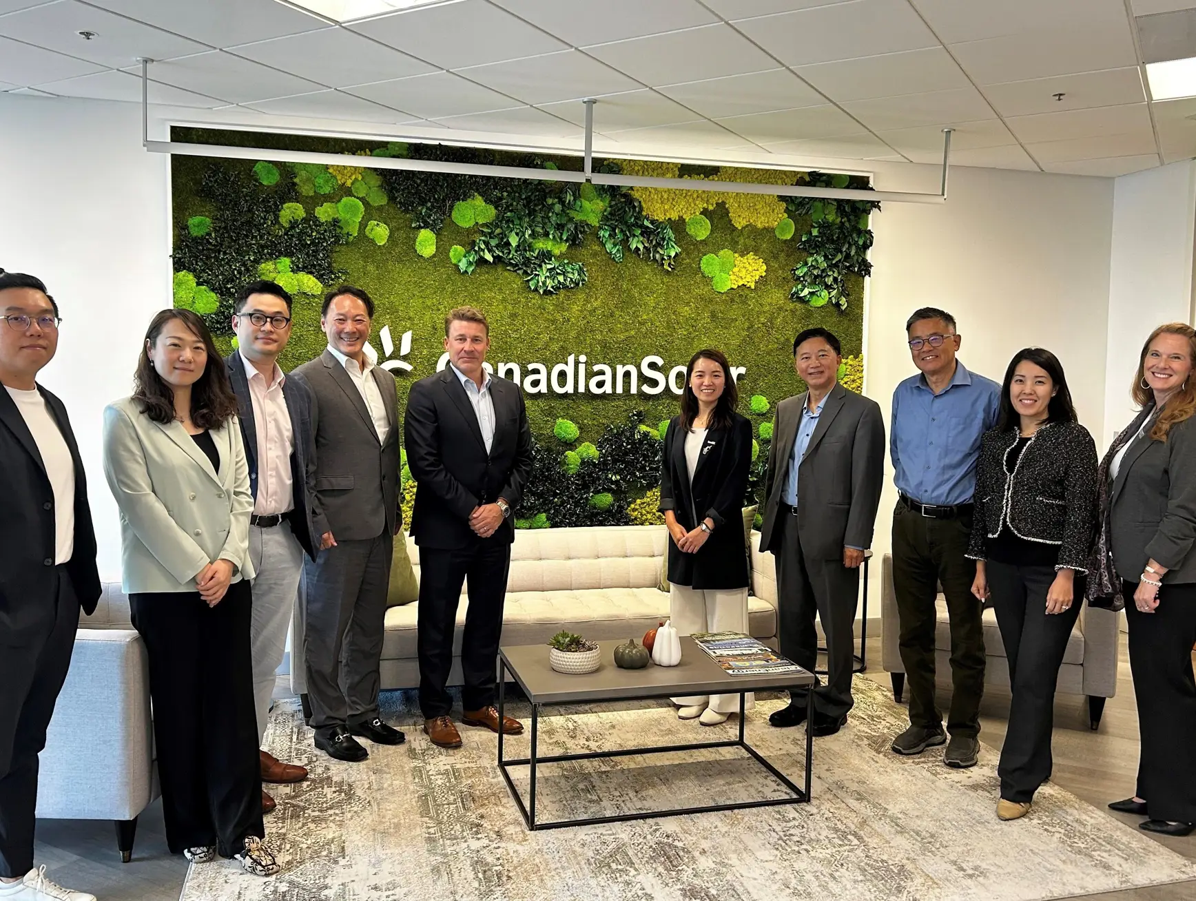 P2025100300387 Photo 1314158